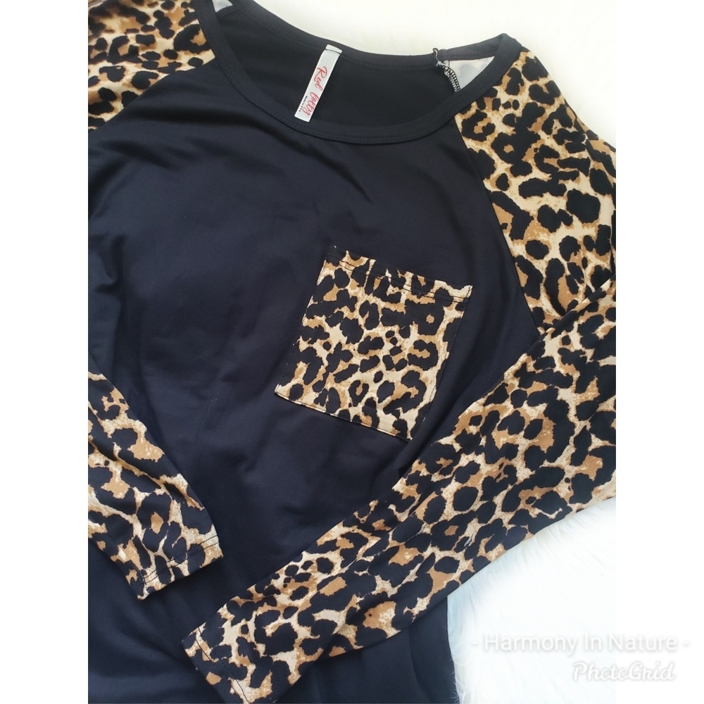 LAST Soft Leopard Print Pocket Top - Picture 2 of 7